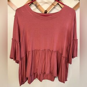 Chic Ruffle Hem Blouse in Rose